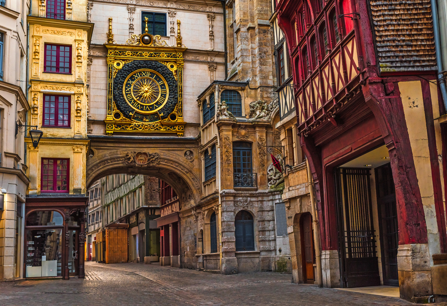 Betrachten Sie die astronomische Uhr in Rouen.