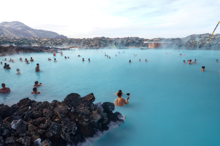 Wie wäre es mit einem Ausflug zur Blauen Lagune?