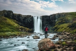 Bewundern Sie den spektakulären Wasserfall Gufufoss bei Seyðisfjörður.