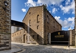 Im Rahmen des zubuchbaren Eintrittsgelderpakets besuchen Sie das Guinness Storehouse in Dublin.