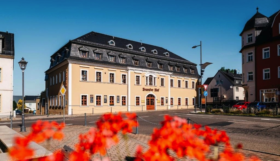 Ihr Urlaubshotel Brander Hof heißt Sie im schönen Erzgebirge herzlich willkommen!