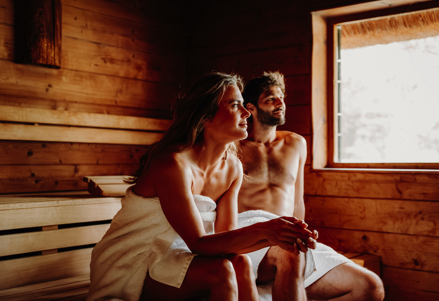 Wie wäre es mit einem wohltuenden Aufguss in der Sauna der Spreewald Therme?