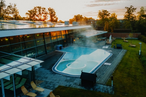 Erholung pur und einmalige Wellnessmomente erwarten Sie in der Spreewald Therme.