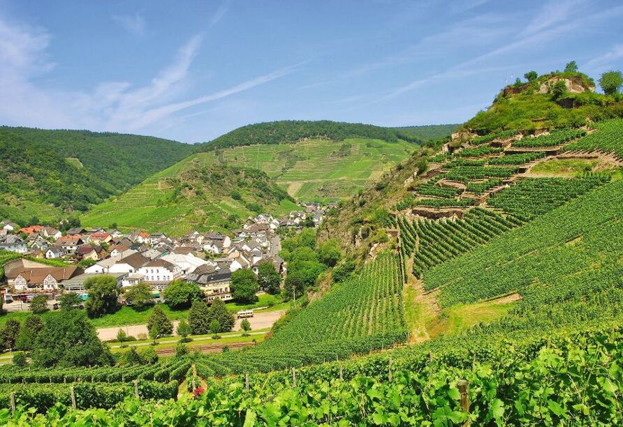 Die Saffenburg ist die älteste Höhenburgruine an der Ahr.