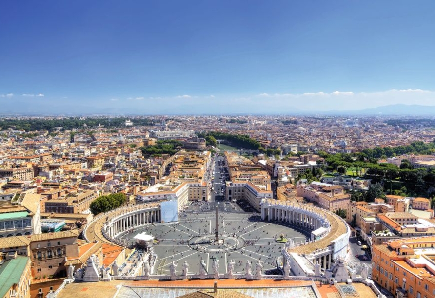 Ausflugstipp Rom: Von der Kuppel des Petersdoms haben Sie einen einzigartigen Blick über die ewige Stadt.
