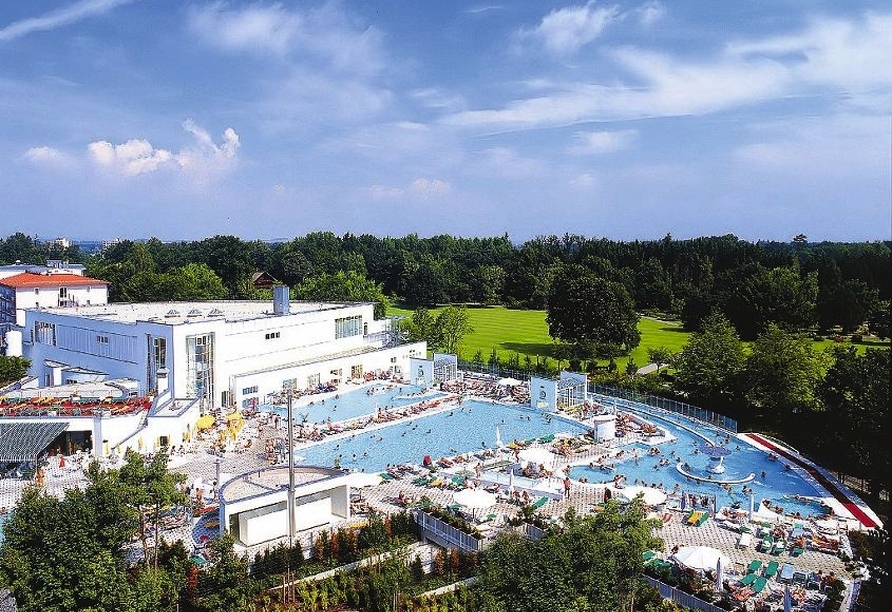 Auch die Europa Therme Bad Füssing ist einen Besuch wert.