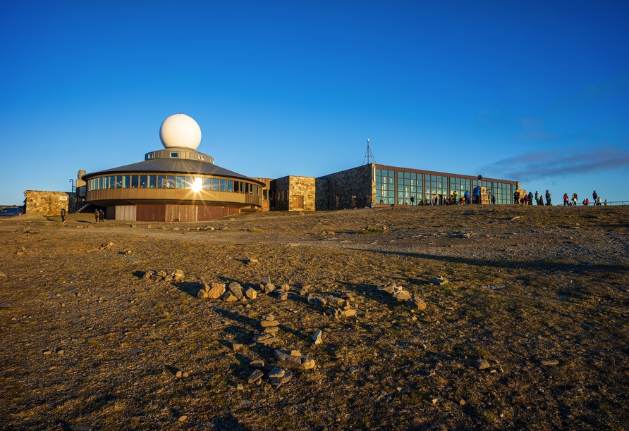 Beim Besuch der Nordkaphallen erhalten Sie spannende Einblicke in die Geschichte dieses sagenumwobenen Ortes.