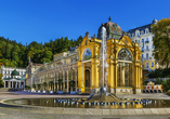 Die Hauptkolonnade und die singende Fontäne sind ein Highlight Ihres Besuchs in Marienbad.