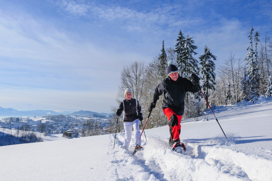 Probieren Sie doch einmal aus, mit Schneeschuhen zu laufen.