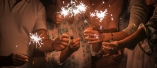 Verbringen Sie die magische Silvesternacht in geselliger Runde.