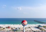 Je nach Anreise steht ein Strandbesuch in Pensacola im äußersten Nordwesten Floridas auf dem Programm.