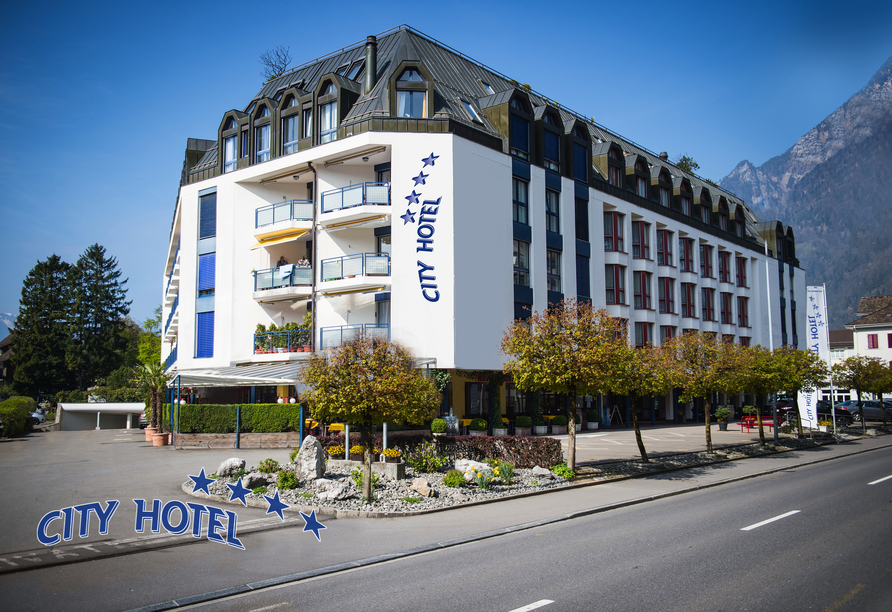 Herzlich willkommen im zentralen City Hotel Brunnen!