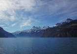 Ihr Hotel liegt nur wenige Gehminuten vom Ufer des Vierwaldstättersees entfernt – wo Sie dieses tolle Panorama erwartet.