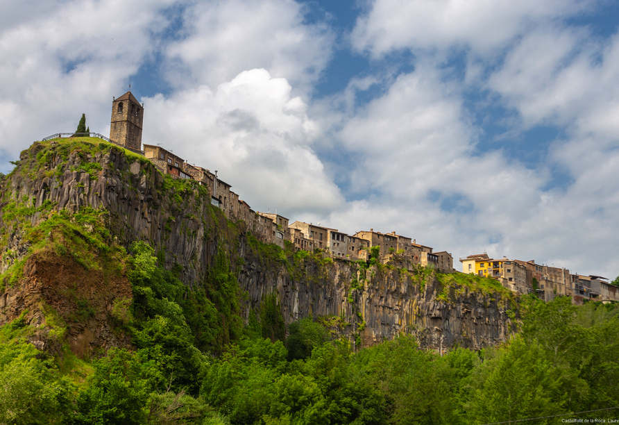 Blick auf Castellfollit de la Roca