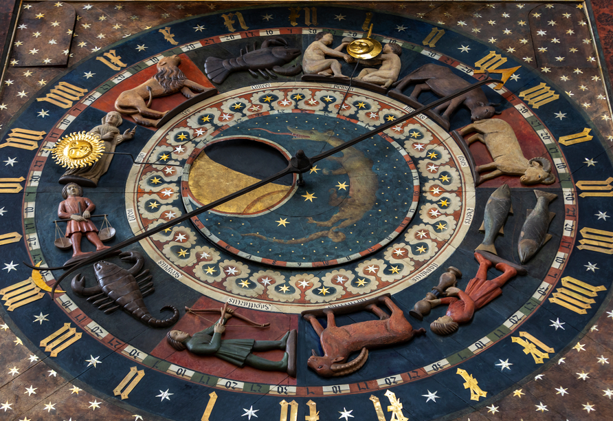 Die astronomische Uhr in der Marienkirche in Danzig wird Sie begeistern!