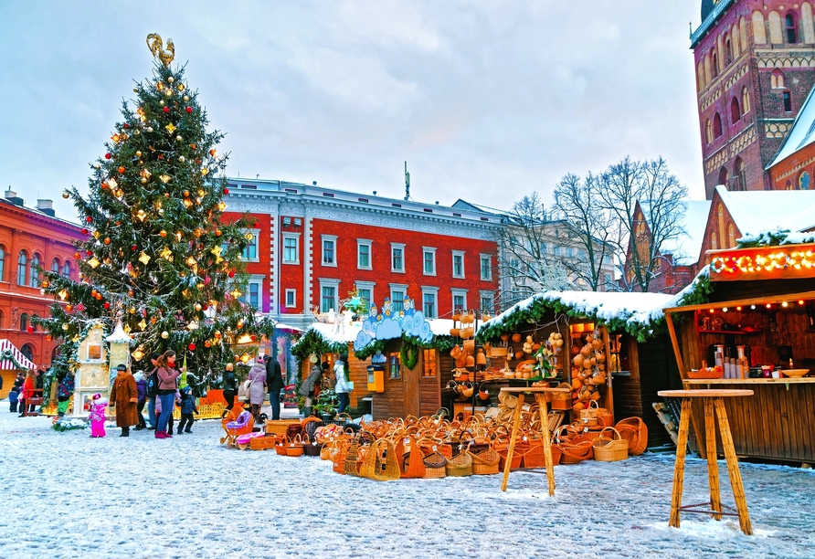 Der Weihnachtsmarkt in Riga ist einer der ältesten und traditionsreichsten Märkte in Europa.