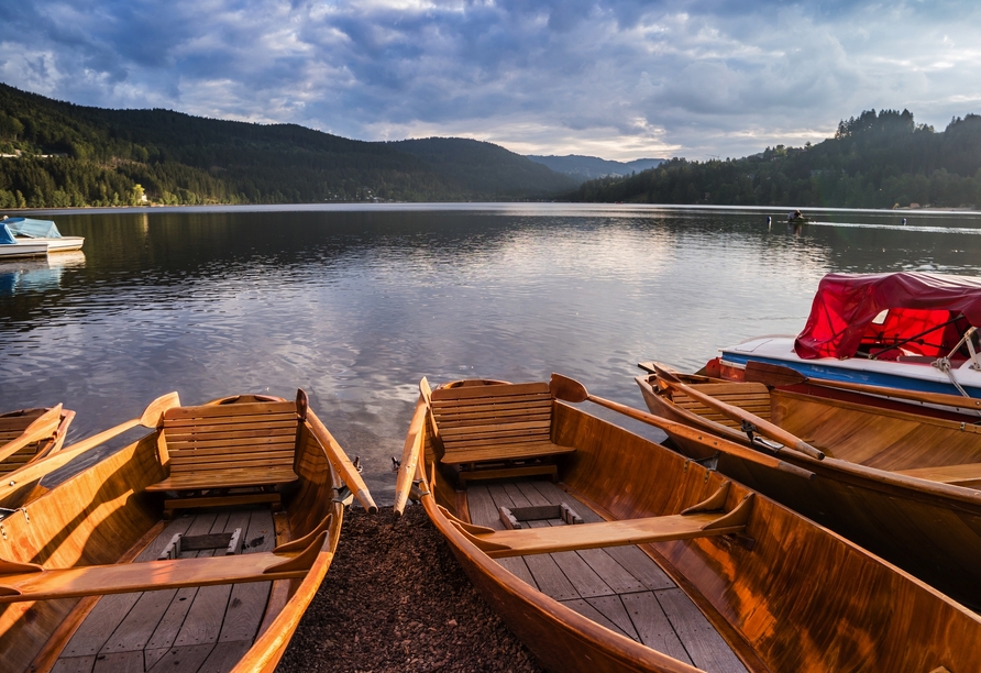 Wie wäre es mit einer Bootstour über den Titisee?