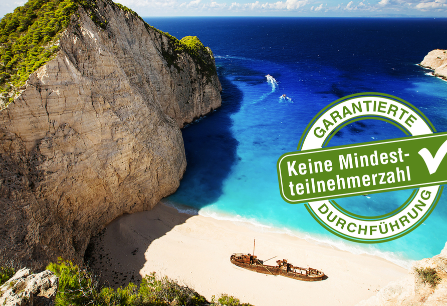 Der malerische Navagio Beach wird auch als Schmugglerbucht bezeichnet.