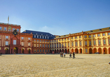 Die Universität Mannheim befindet sich im beeindruckenden Barockschloss – ein kultureller Höhepunkt der Stadt.