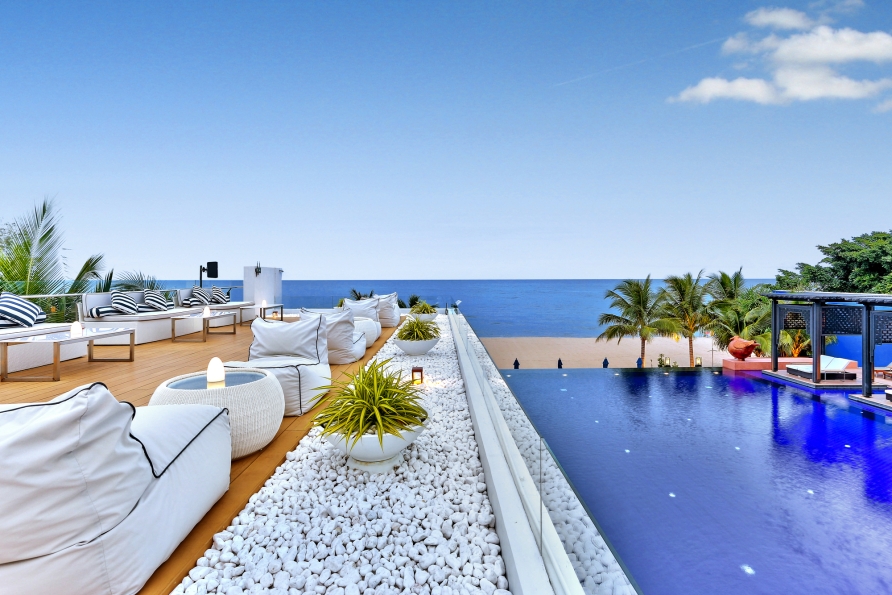 Im Ace of Hua Hin Resort dürfen Sie sich auf einen Infinity-Pool und viele weitere Annehmlichkeiten freuen.