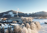 Einladende Winteridylle: Das Sauerland Stern Hotel im Schnee – Ihr perfekter Rückzugsort für einen unvergesslichen Winterurlaub!