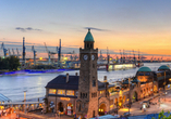 In Hamburg startet Ihre Kreuzfahrt.
