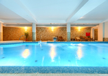 Das Hallenbad im Hotel Atol Spa