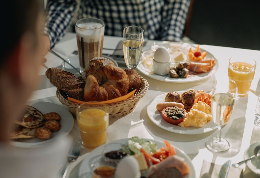 Stärken Sie sich mit einem leckeren Frühstück für einen erlebnisreichen Tag.