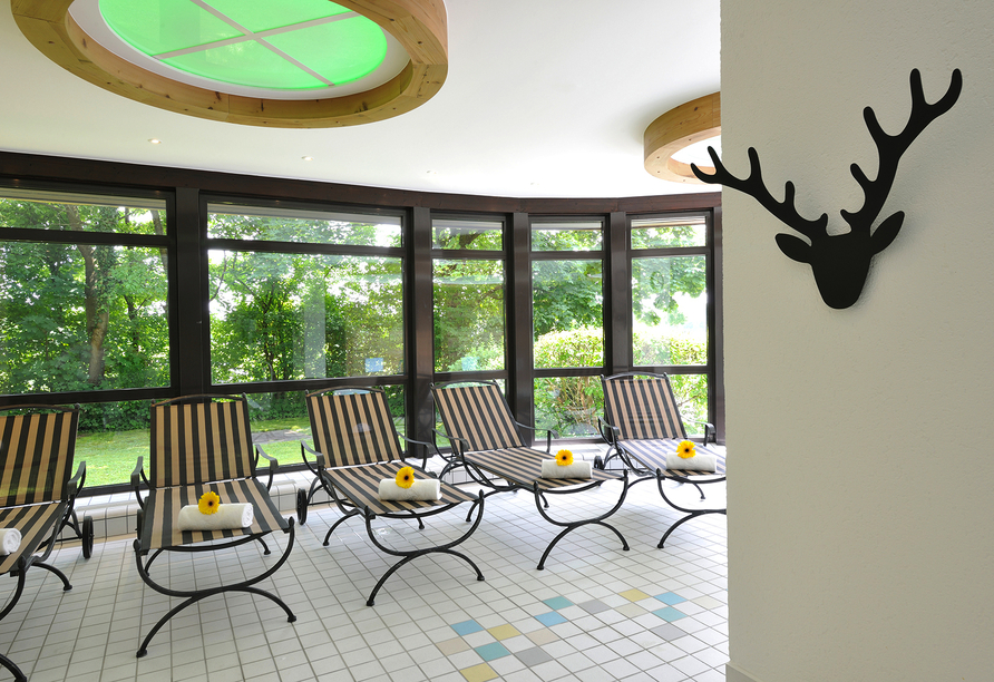Finden Sie völlige Entspannung im Ruhebereich des Johannesbad Thermalhotels Ludwig Thoma.