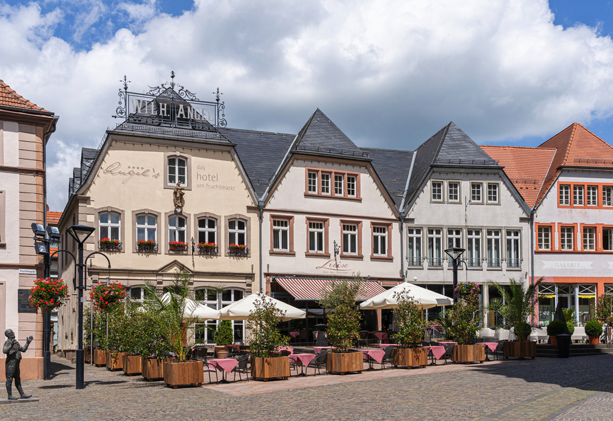 Das Angel's – das hotel am fruchtmarkt begrüßt Sie im Herzen der Altstadt von St. Wendel.