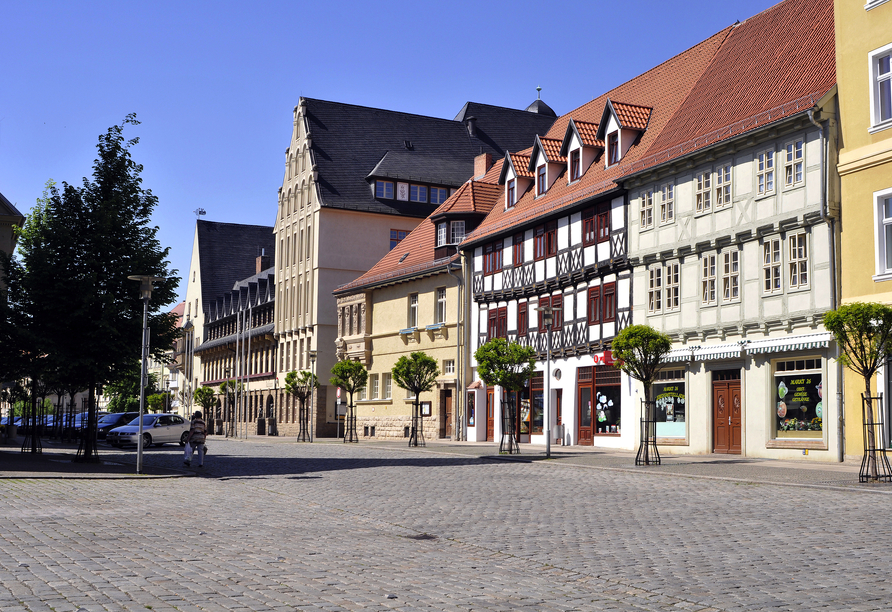 Schlendern Sie durch die historische Altstadt von Aschersleben, dem Tor zum Harz.