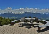 Wandern Sie auf dem Panoramaweg am Rittner Horn und genießen Sie die traumhafte Aussicht.