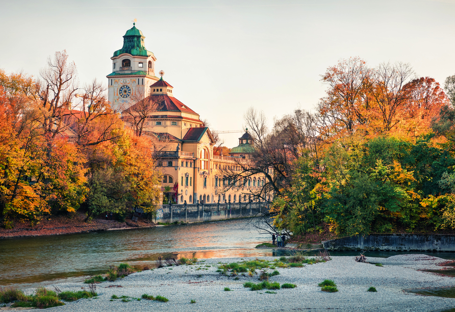 Ihre Reise endet dort, wo Sie begonnen hat, in der idyllischen Großstadt München.