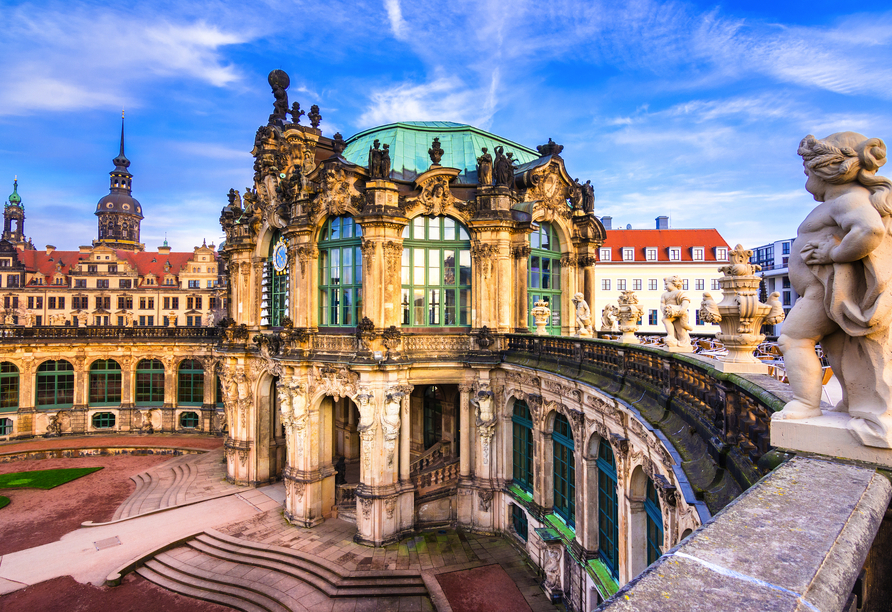 Dresdens imposanten Zwinger müssen Sie gesehen haben.