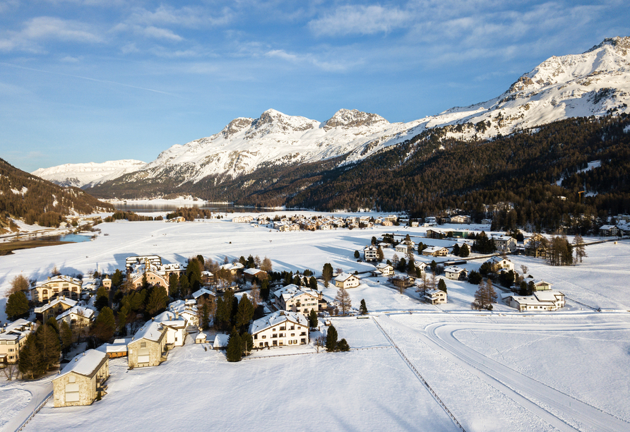 Luftansicht Ihres Ferienortes Sils Maria