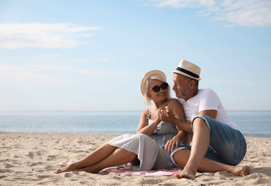 Gönnen Sie sich an einem Ihrer freien Tage ein paar erholsame Stunden am Strand.