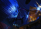 Optional: Freunde der Schifffahrt kommen im Frammuseum auf Ihre Kosten, wo das originale Polarschiff Fram ausgestellt ist.