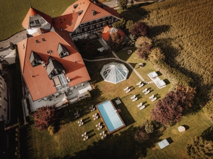 Luftaufnahme des Hotels Montis
