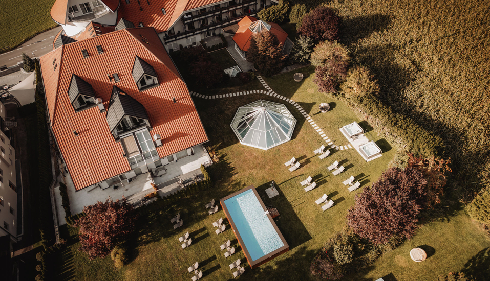 Luftaufnahme des Hotels Montis