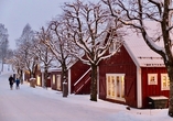 In Bærums Verk werden Ihnen überall die traditionellen roten Häuser begegnen, die im Schnee besonders schön aussehen.
