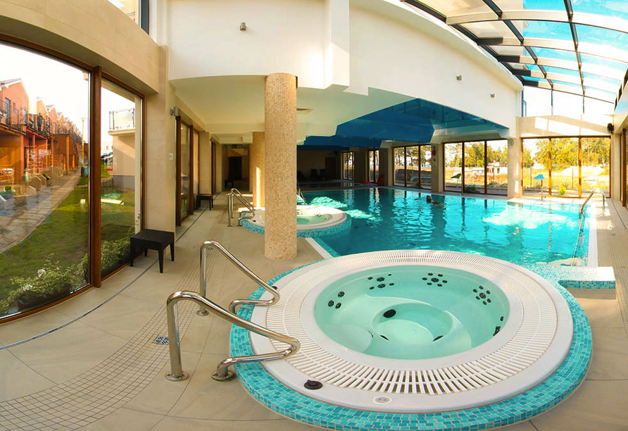 Hallenbad des Hotels