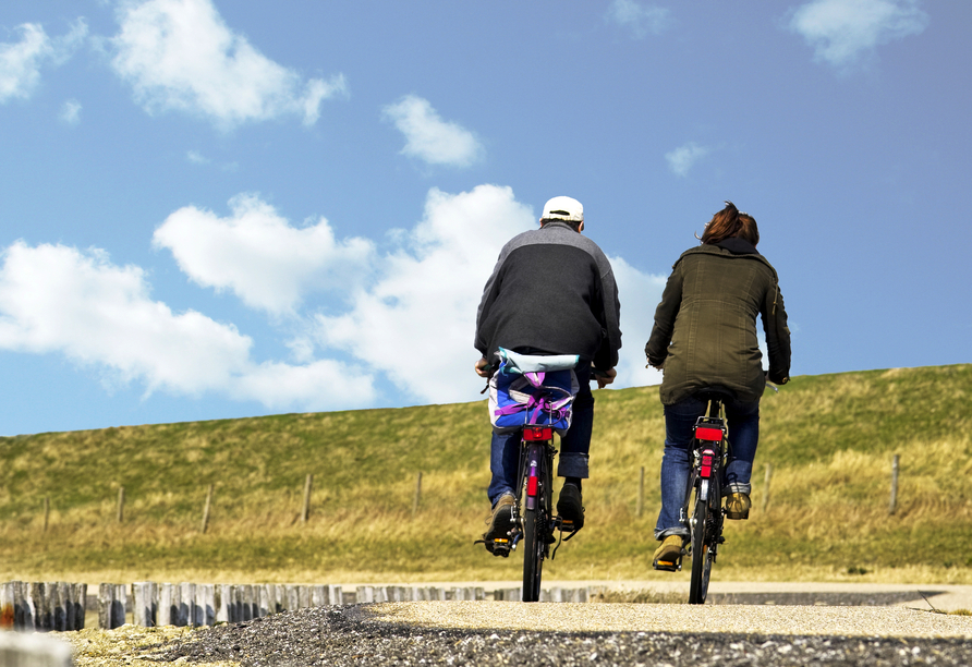 Mit dem Fahrrad können Sie die Umgebung Zeelands bequem erkunden.