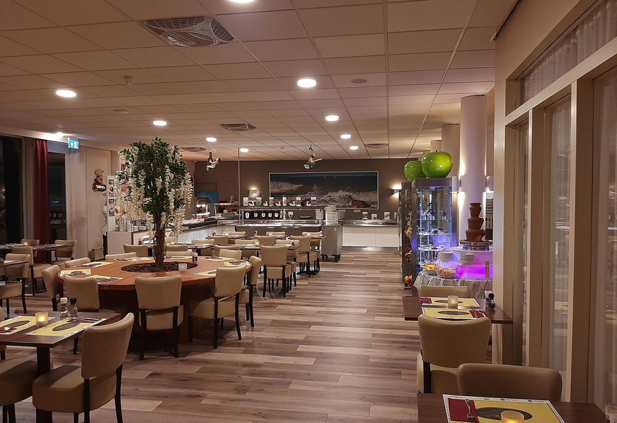 Im Hotelrestaurant werden Sie mit schmackhaften Speisen verwöhnt.