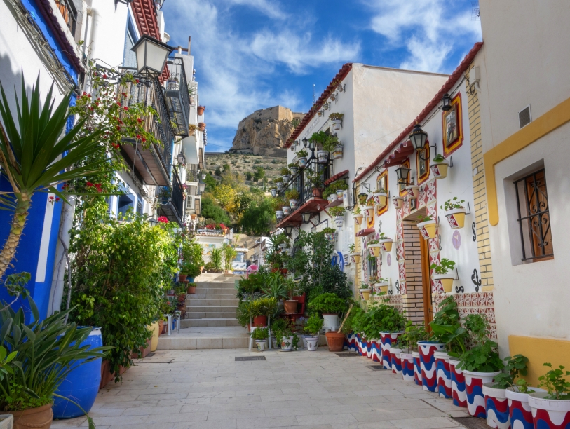 Die Altstadt von Alicante verströmt ein ganz besonderes Flair.