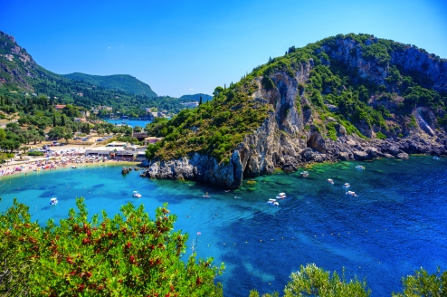 Im Anschluss an Ihre Kreuzfahrt erwartet Sie ein erholsamer Hotelaufenthalt in Agios Spiridon auf Korfu. 