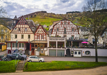 Freuen Sie sich auf einen unvergesslichen Urlaub in traumhafter Lage direkt an der Mosel.