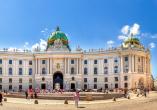 Besuchen Sie die Kaiserliche Hofburg in Wien und tauchen Sie in die Welt von Kaiserin Sisi ein.