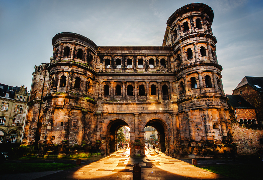 Die Porta Nigra in Trier ist eines der bedeutendsten Bauwerke deutscher Geschichte.