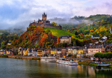 Die altehrwürdige Reichsburg thront stolz über Cochem.