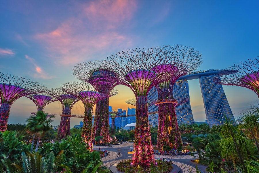 Mein Schiff 6 ab/an Singapur